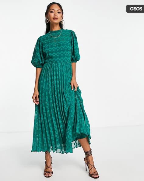 Women Chevron Print Puff Sleeve Fit & Flare Dress