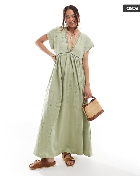 Women V-Neck Short Sleeve Broderie Midi Dress