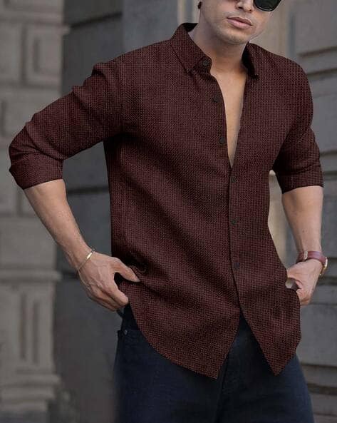 Men Relaxed Fit Shirt with Spread Collar