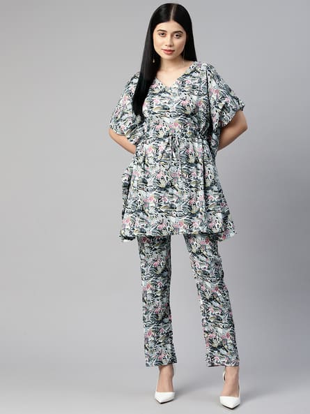 2-Piece Top & Pants Set