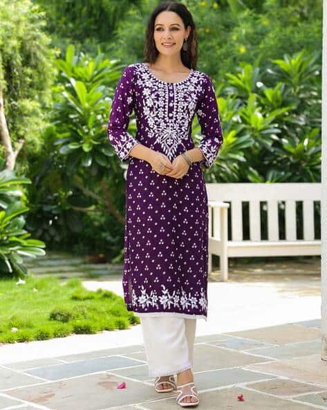 Embroidered Round-Neck Straight Kurta
