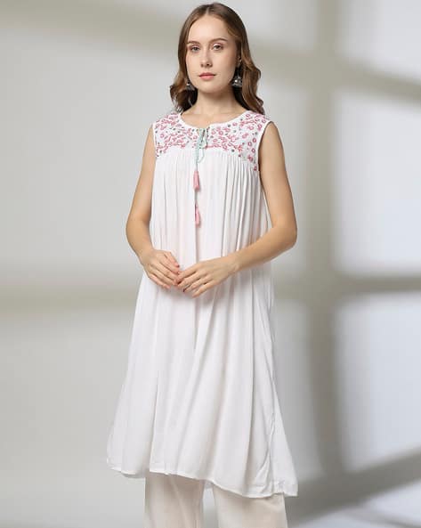 Women Embroidered Yoke Flared Kurta