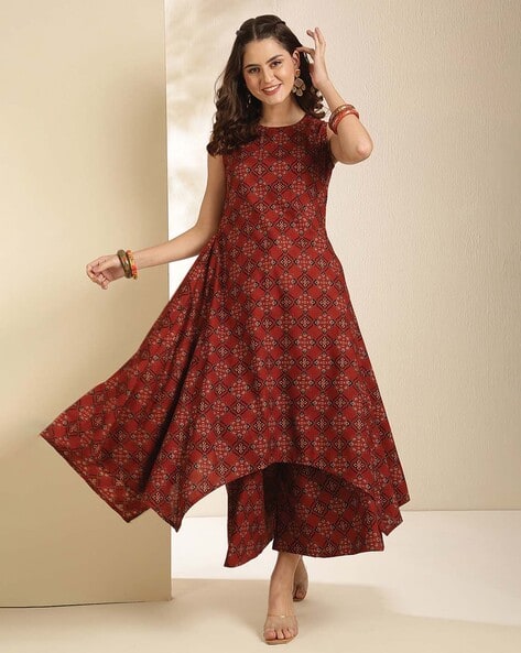 Rayon Calf Length Printed Sleeveless Round Neck Asymmetrical Kurta Bottom Set