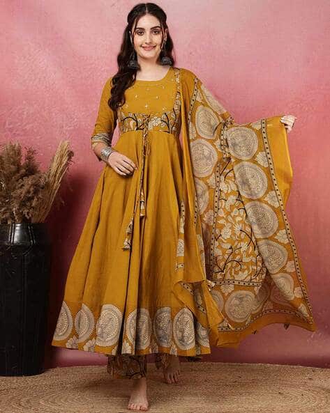 Women Printed Flared Kurta Set with Dupatta