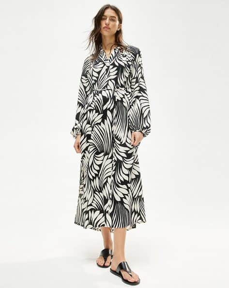 Women Abstract Fit and Flare Dress