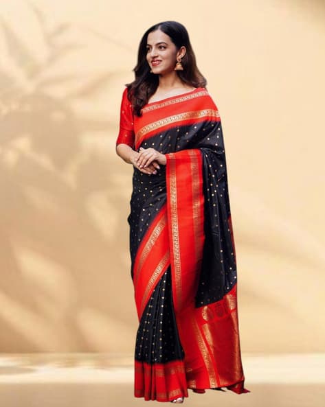 Polka-Dot Design Kanjeevaram Silk Traditional Saree with Zari Border