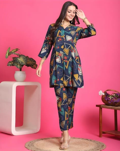 Women Printed Top & Pants Co-Ord Set