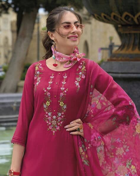 Embroidered Straight Kurta Set