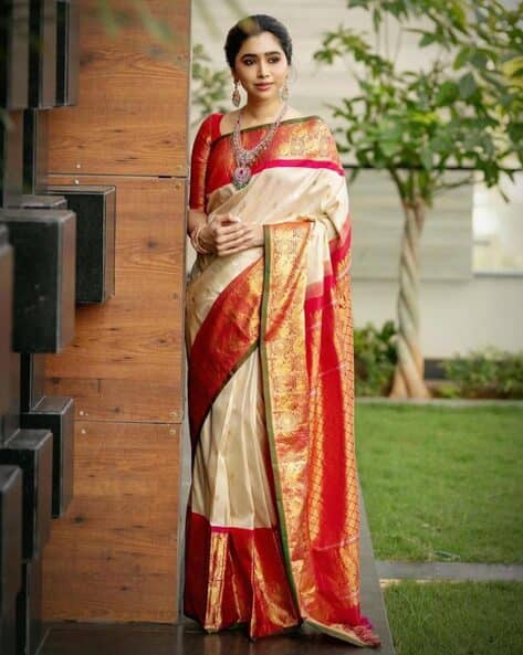 Women Kanjeevaram Silk Saree with Contrast Woven Border