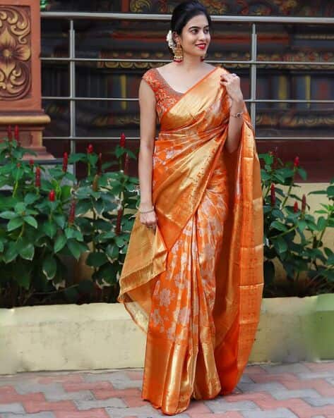 Women Floral Woven Kanjeevaram Silk Saree