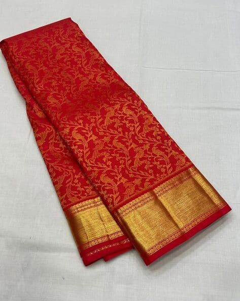 Floral Pattern Saree with Contrast Border