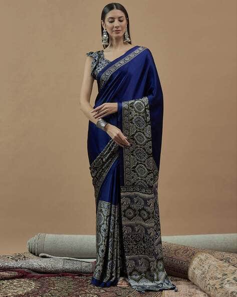 Women Printed  Saree with Contrast Border