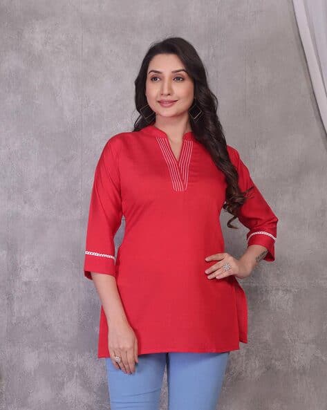 Women Embroidered Straight Kurti