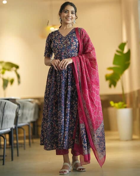 Women Floral Anarkali Kurta Set