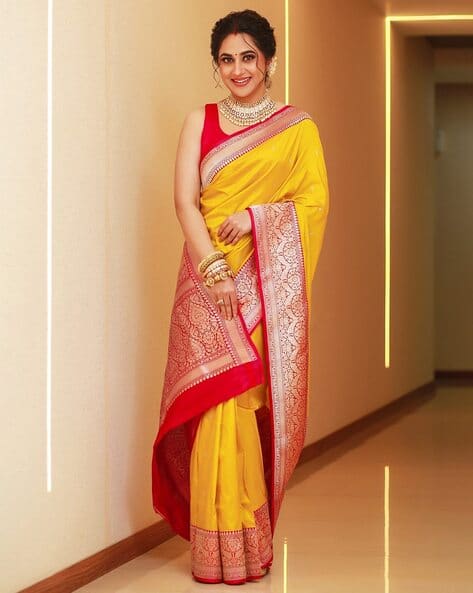 Women Traditional Saree