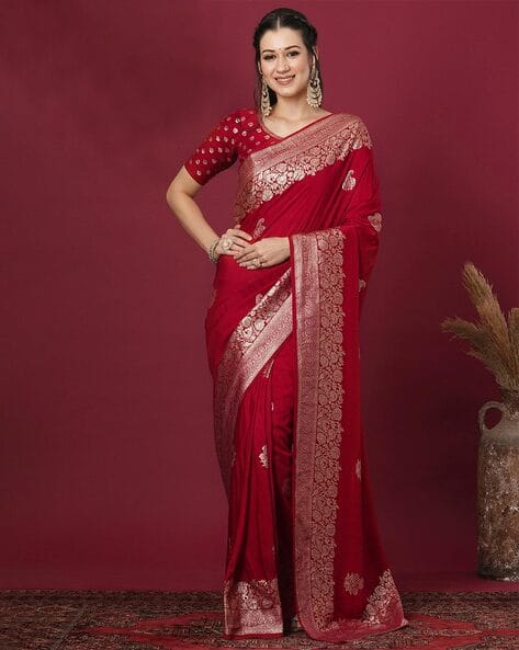 Women Traditional Saree with Blouse Piece