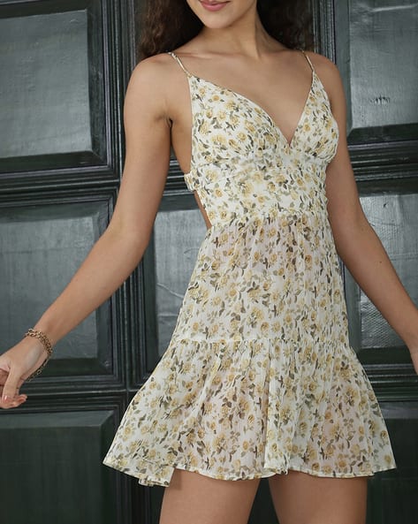 Shein Deep V-neck Cream Tiered Dress with Elasticated Back Strap