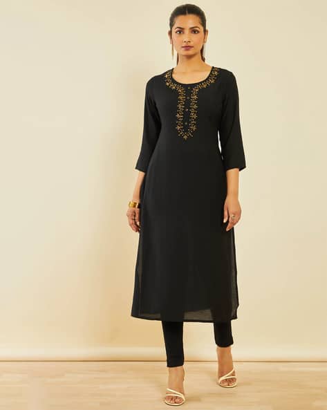 Embellished Round-Neck Straight Kurta