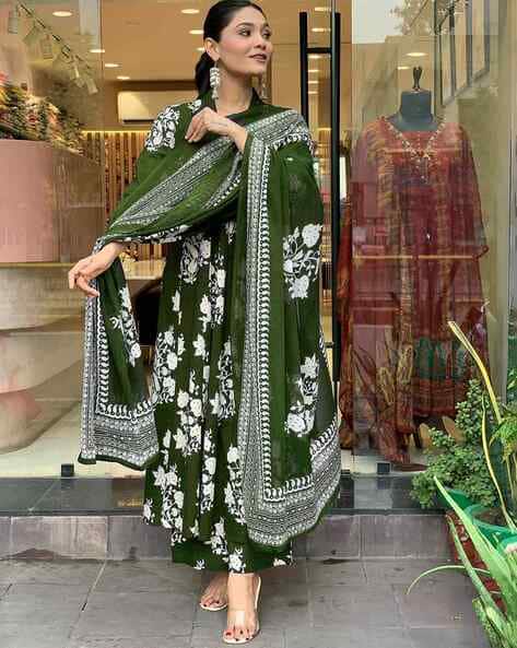 Women Floral Flared Kurta Set