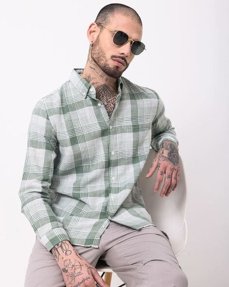 Spread Collar Shirt with Full Sleeves