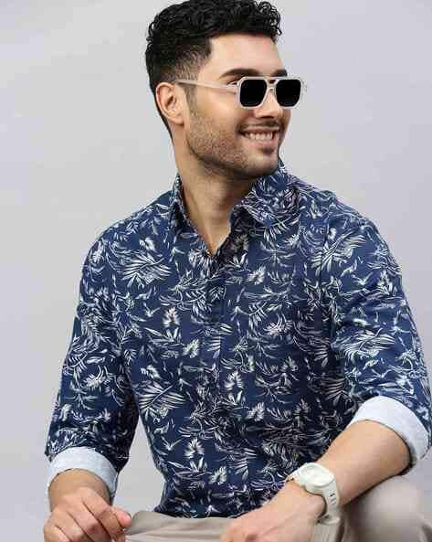 Spread-Collar Tailored Fit Shirt