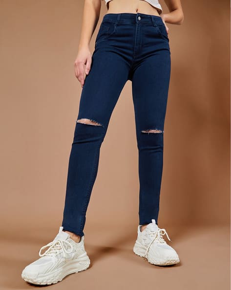 Women Lightly Washed Skinny Jeans