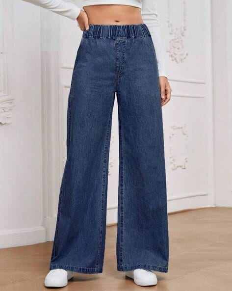 Women Lightly Washed Straight Jeans