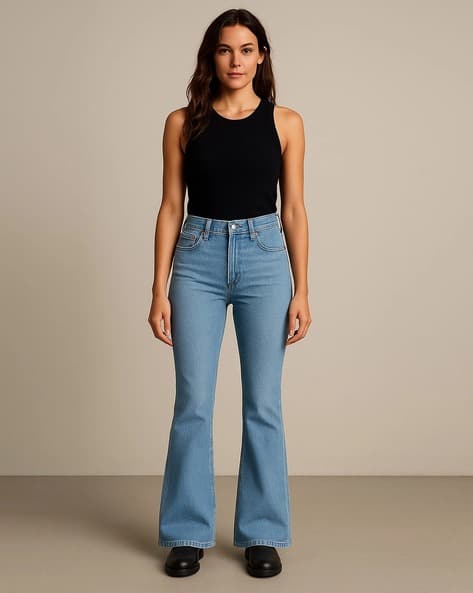 Women High-Rise Baggy Jeans