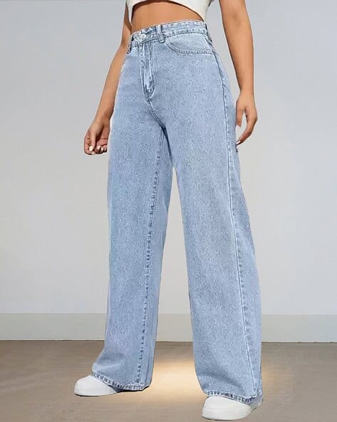 Women Lightly Washed Falred Jeans