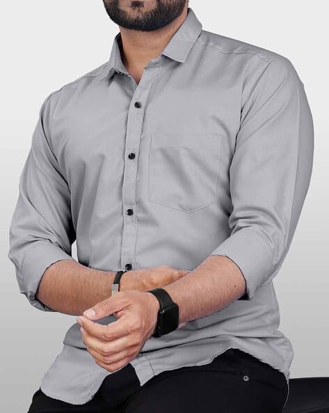 Men Checked Regular Fit Shirt with Patch Pocket
