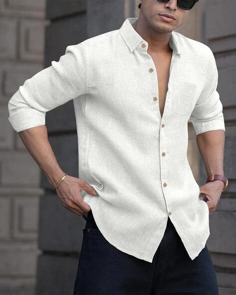 Men Slim Fit Shirt with Cutaway Collar