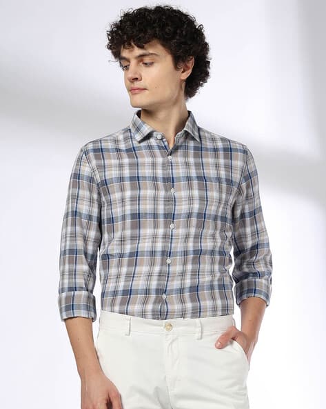 Shein Cuban Collar Self Design Relaxed Fit Shirt with Pockets