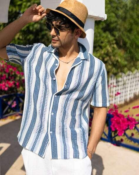 Men Printed Regular Fit Shirt with Spread Collar