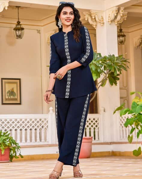 Women Leaf Print Top & Pants Set